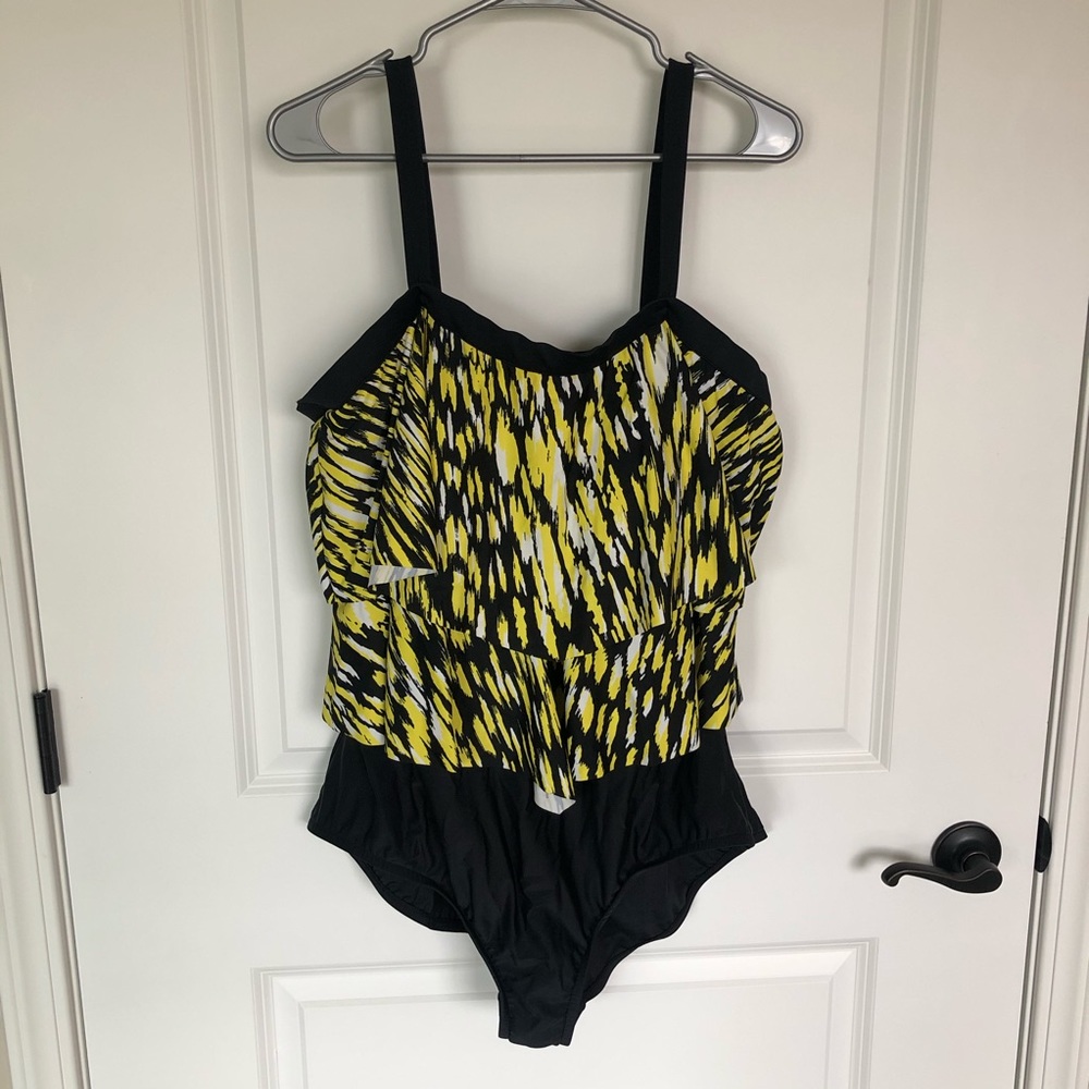 Women’s Azul One Piece Swimsuit.